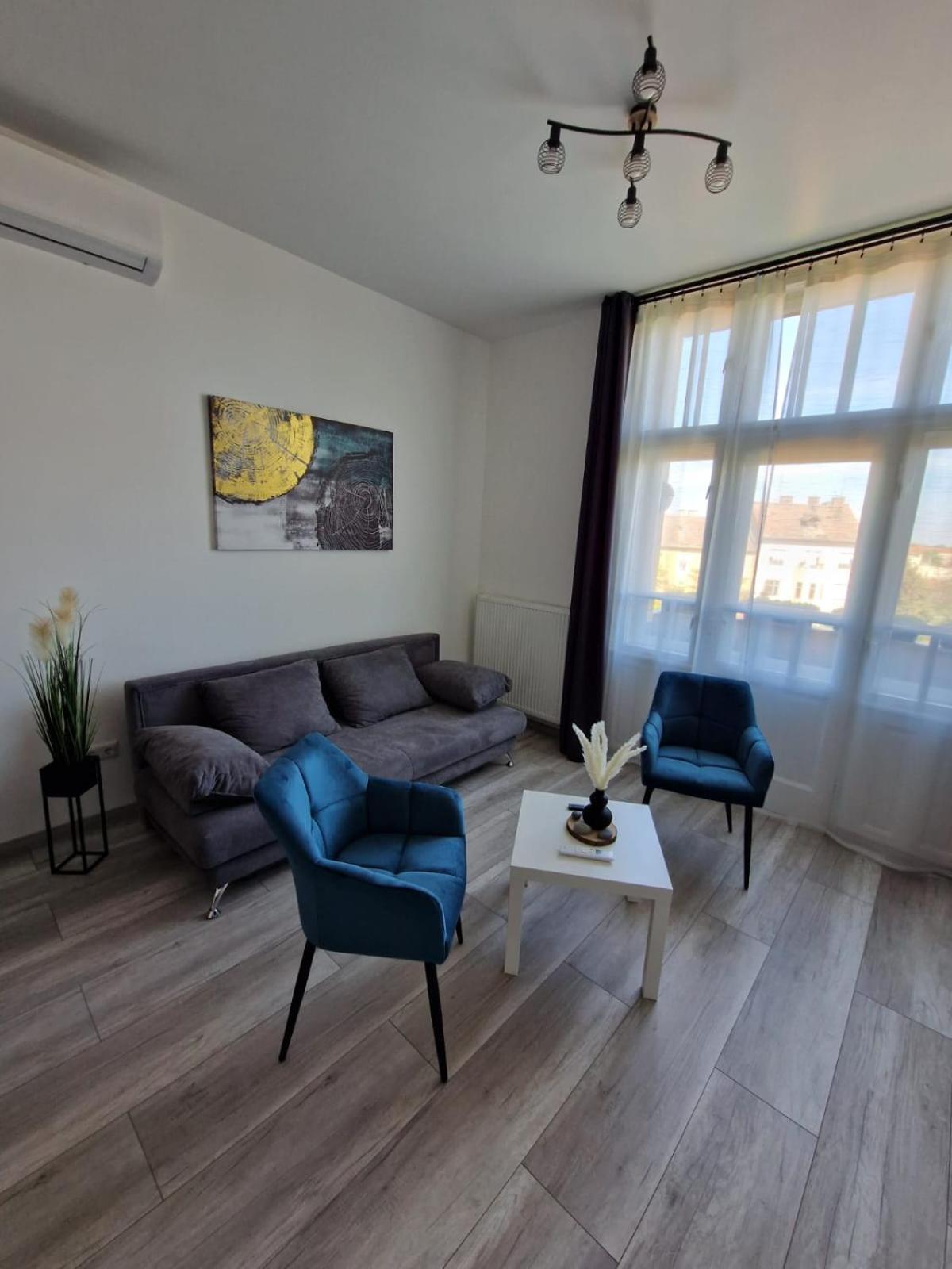 Milla'S Dream Home Szeged Exterior foto